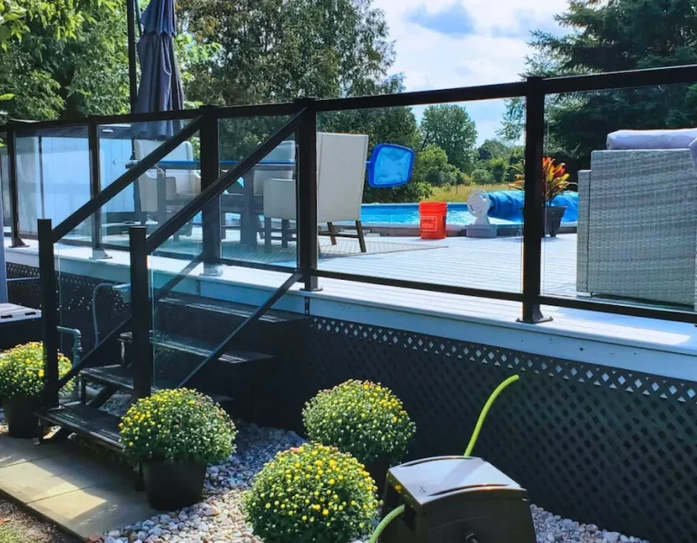 TDR-Pool-Glass-900x701-3