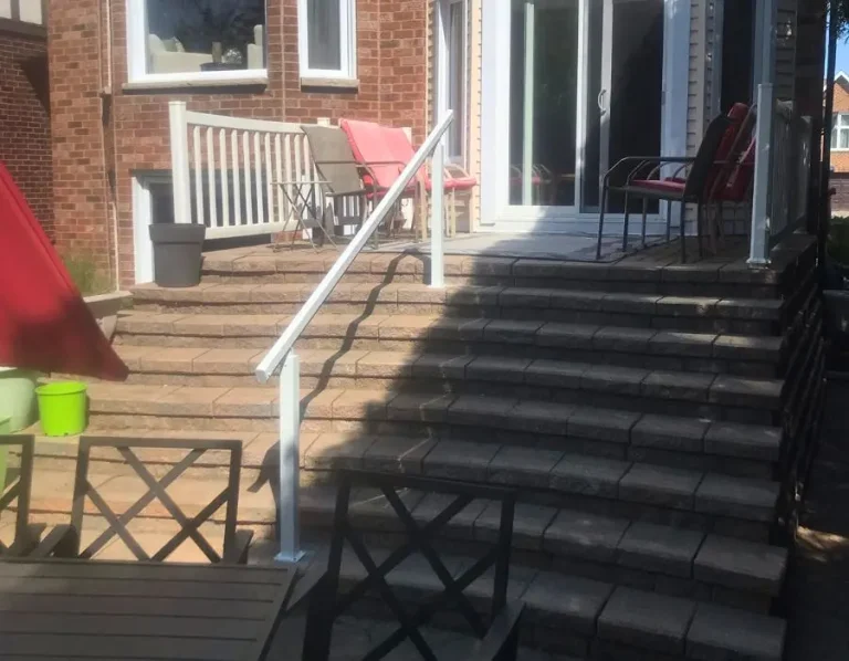 Grab Rail Picket Railing in Toronto – Toronto Deck and Rail